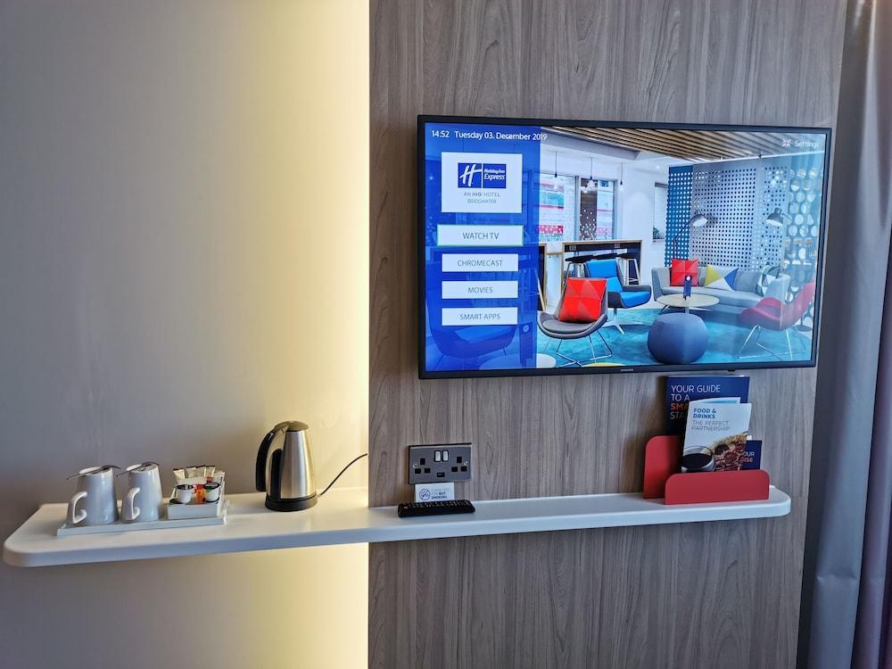 Holiday Inn Express Bridgwater M5, Jct24 By Ihg Εξωτερικό φωτογραφία