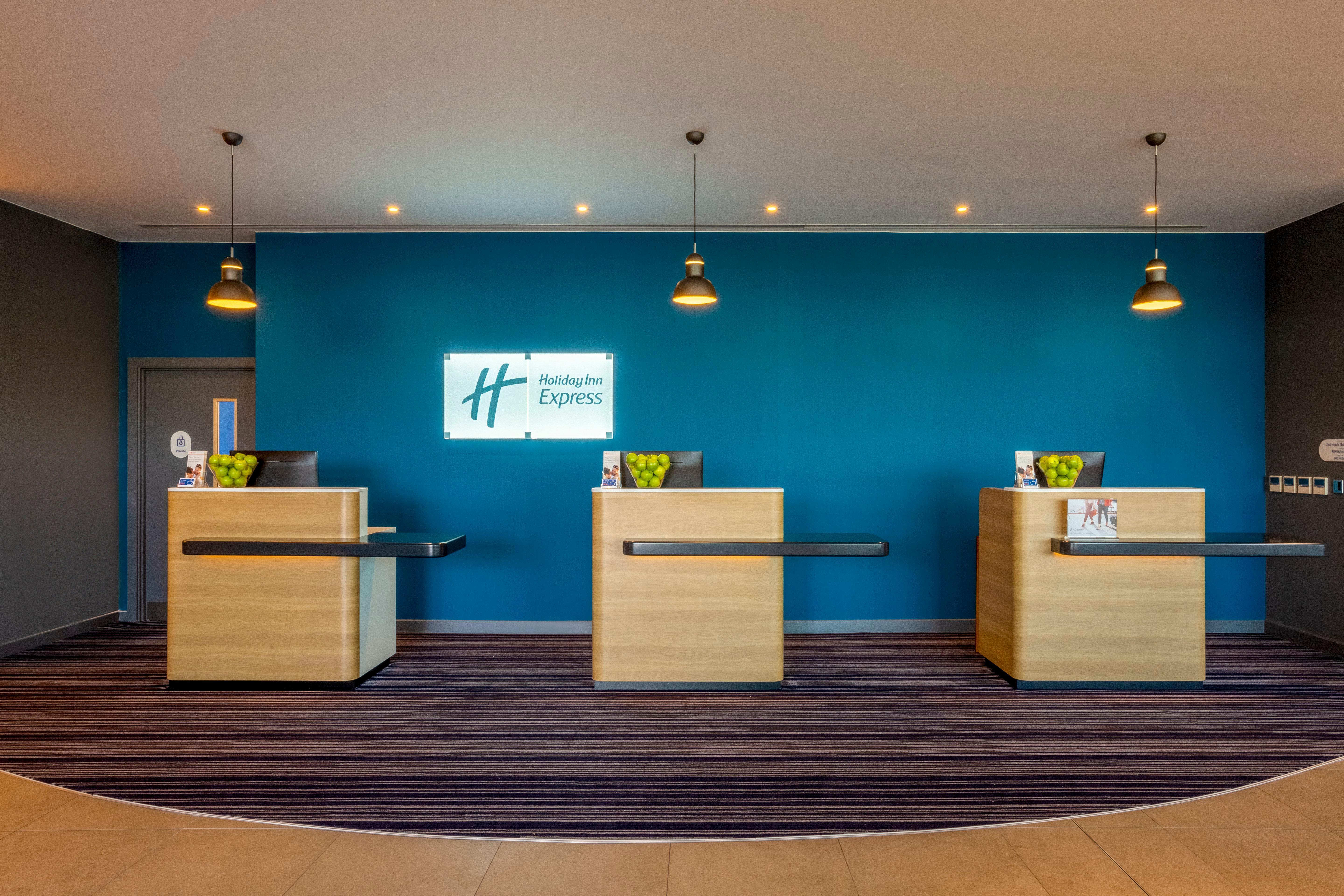 Holiday Inn Express Bridgwater M5, Jct24 By Ihg Εξωτερικό φωτογραφία