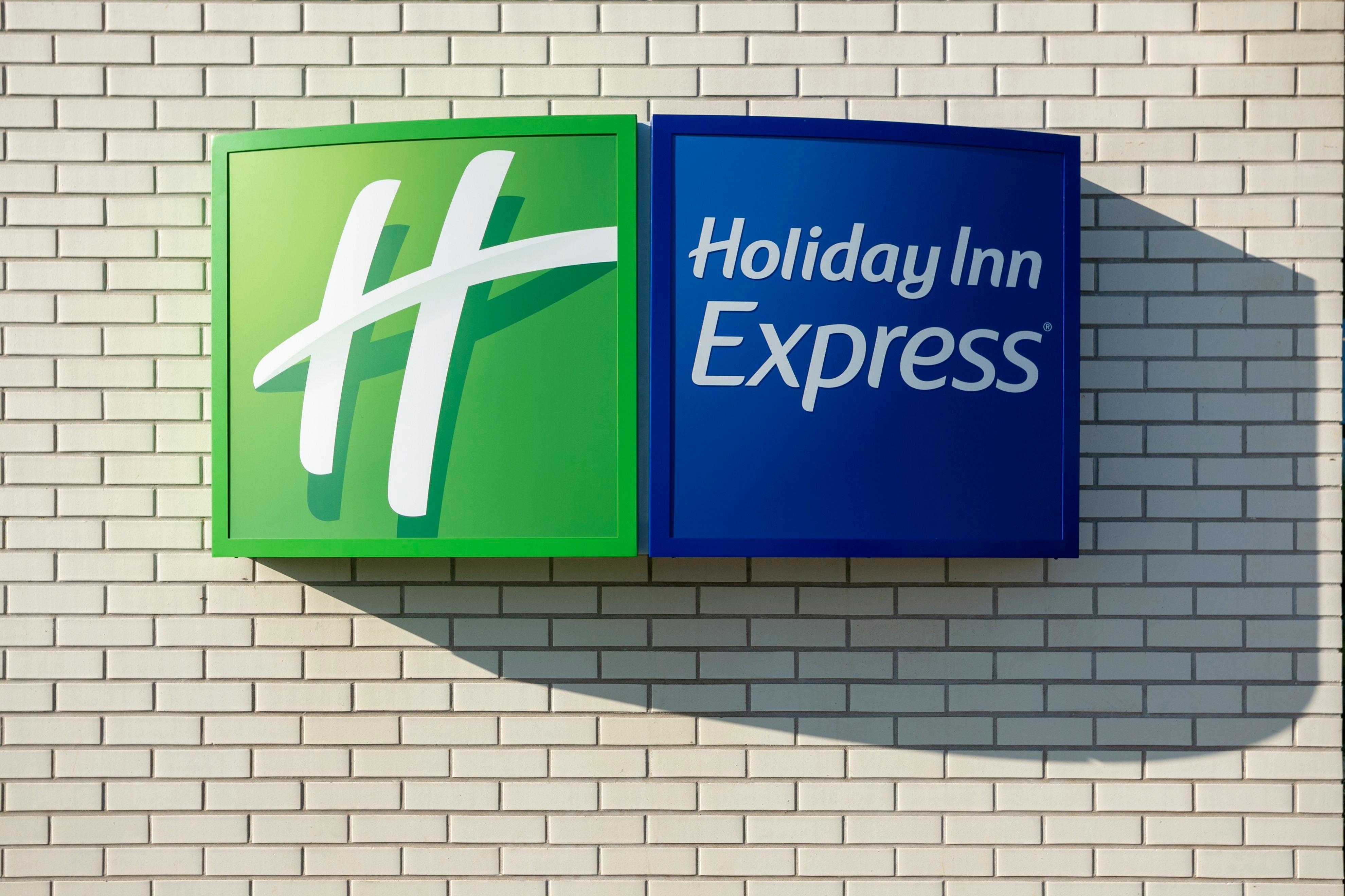Holiday Inn Express Bridgwater M5, Jct24 By Ihg Εξωτερικό φωτογραφία